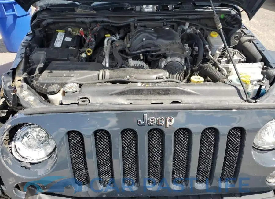 1C4BJWCG2JL842310# 11