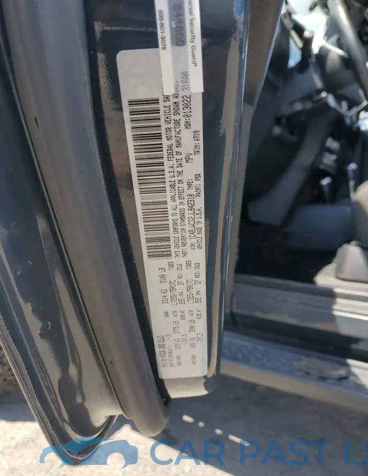 1C4BJWCG2JL842310# 12