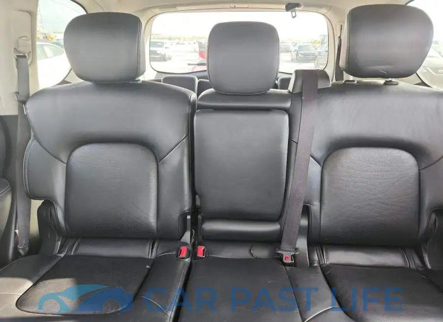 JN8AZ2NCXG9401137# 10