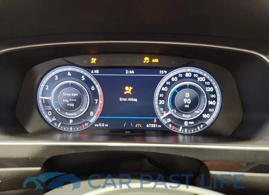 3VV4B7AX2KM072626# 9