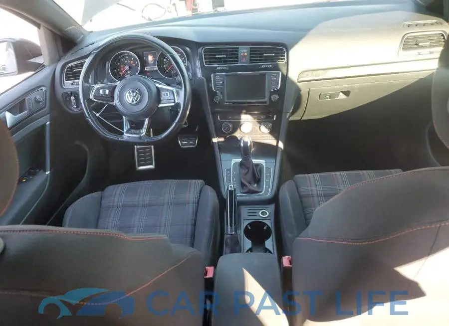 3VW4T7AU8GM039023# 8