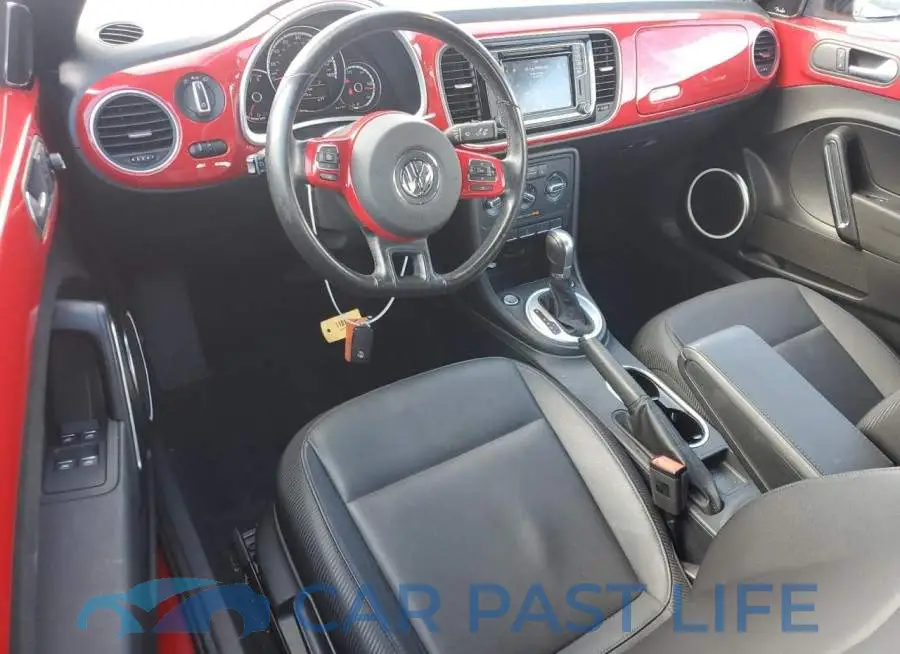 3VW517AT5GM821247# 8