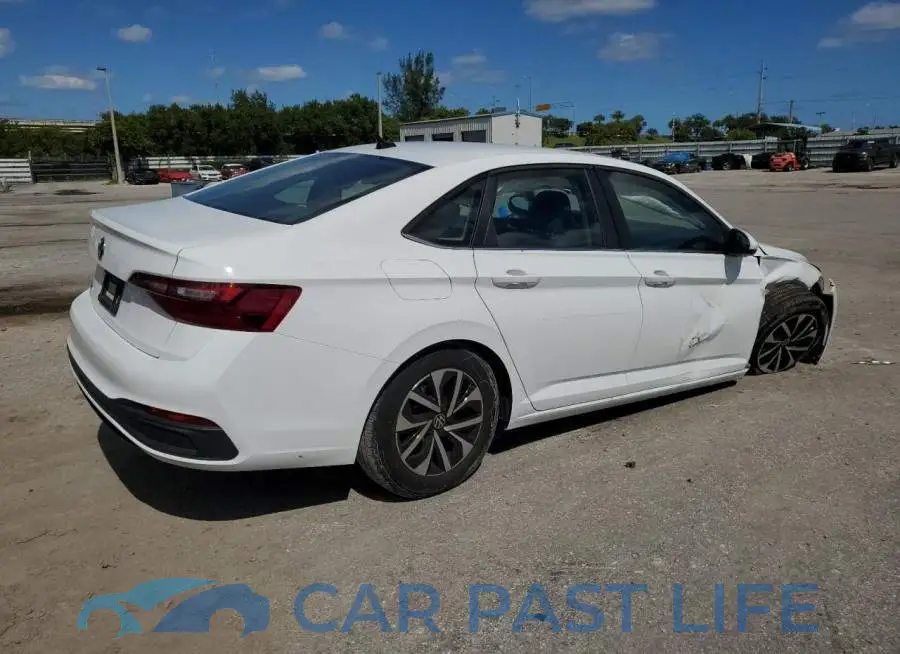 3VW5M7BU0PM017372# 3