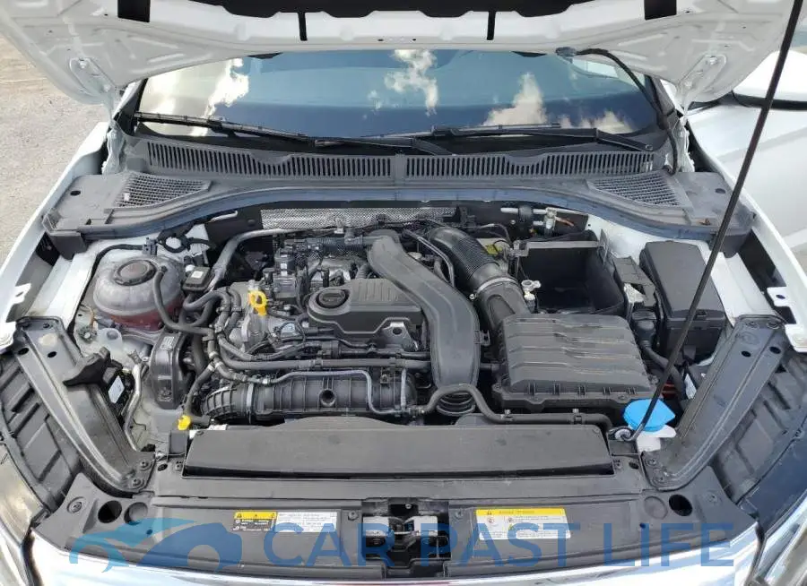 3VW5M7BU0PM017372# 11