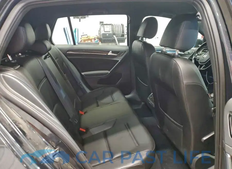 3VW5T7AU5GM019008# 10