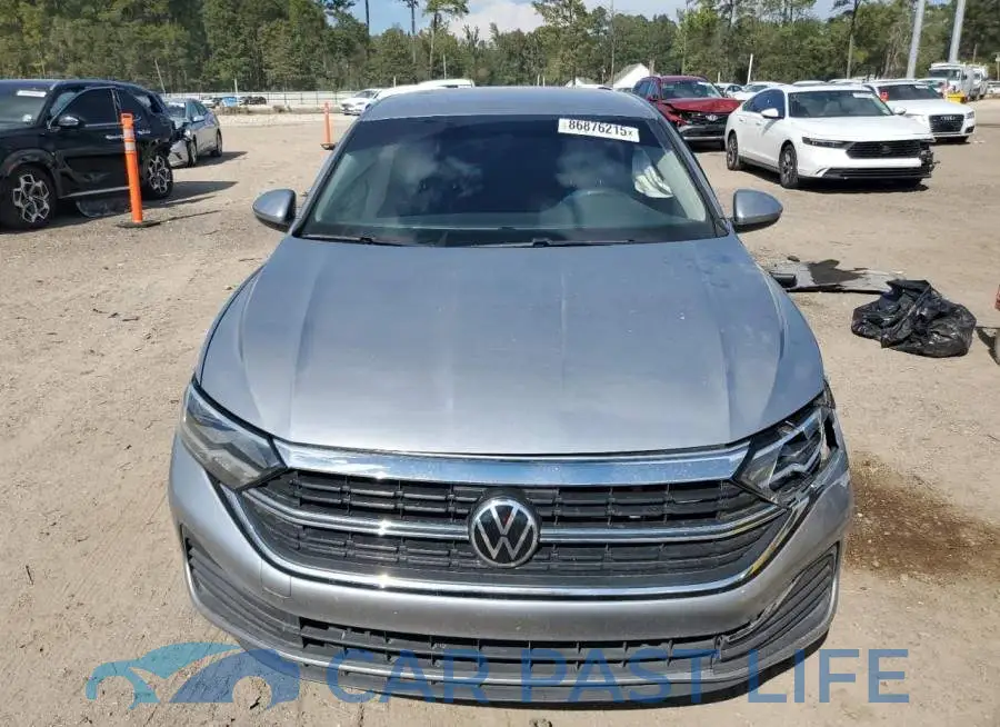 3VWCM7BU8NM005846# 5