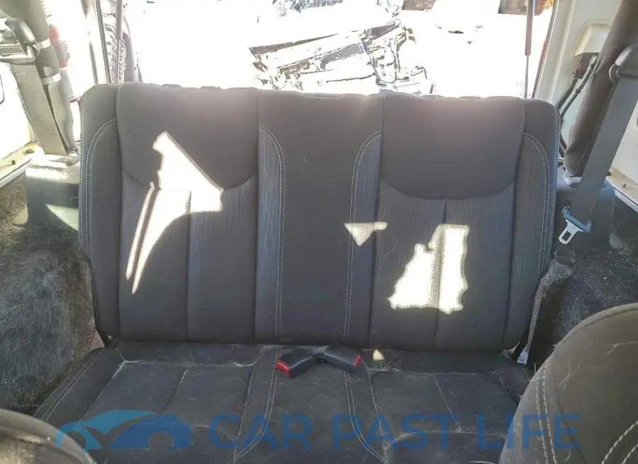 1C4BJWCG6JL822772# 10