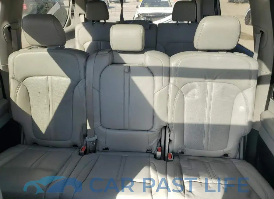 1C4SJVAT0NS180832# 10