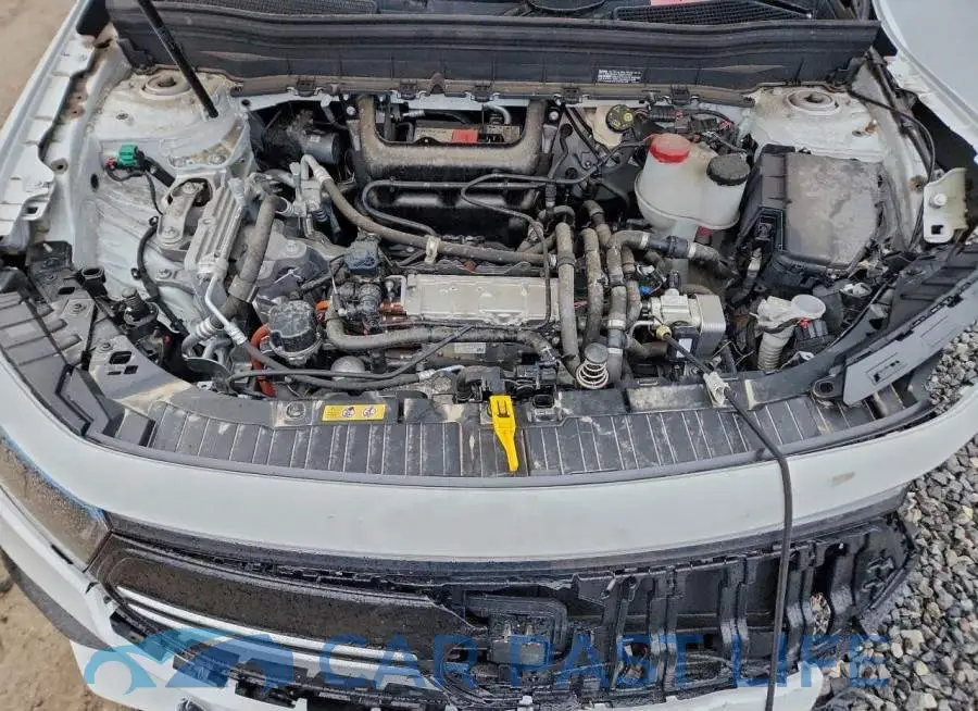 W1N9M1DBXPN035678# 12