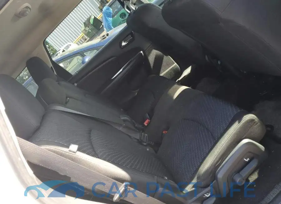 3C4PDCABXGT114945# 11