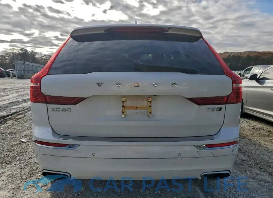 YV4102RL8L1428925# 6