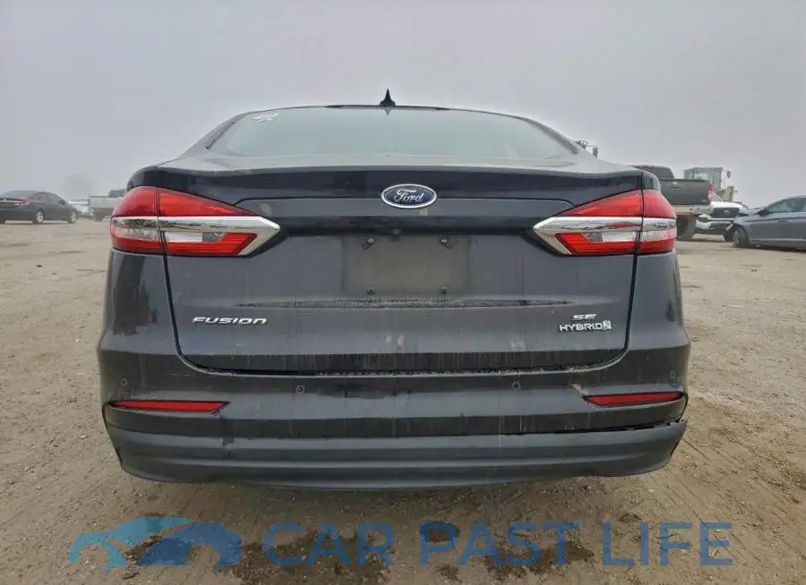 3FA6P0LU5KR187555# 6