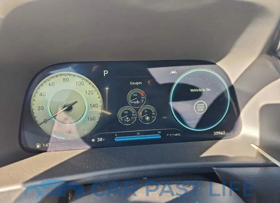 KMHL14JC4NA213508# 9