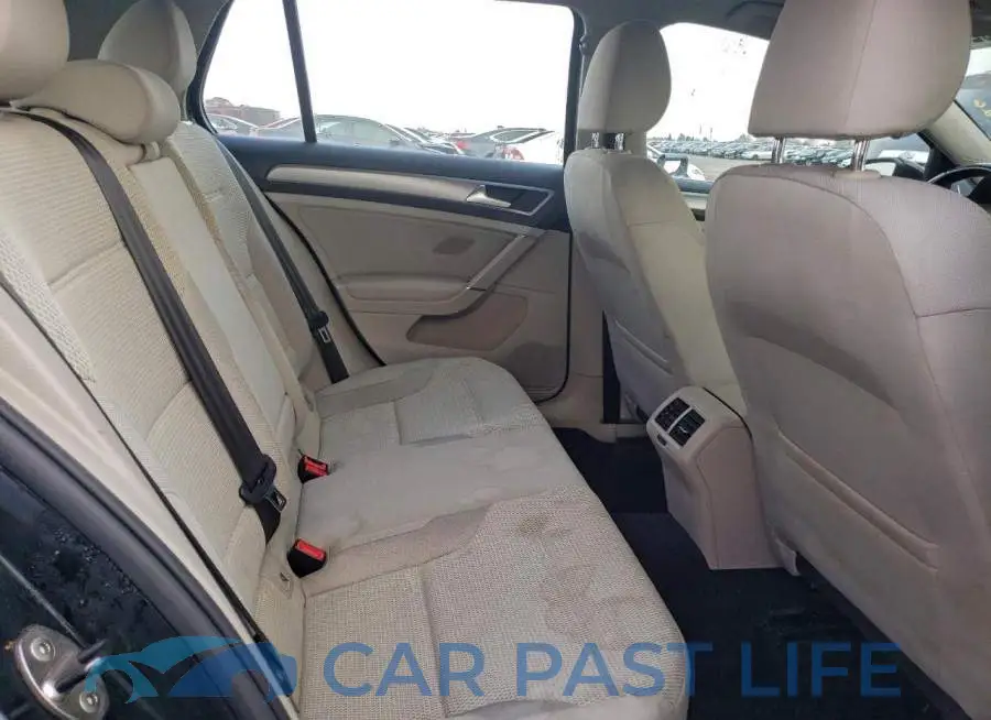3VW217AU6GM061132# 10