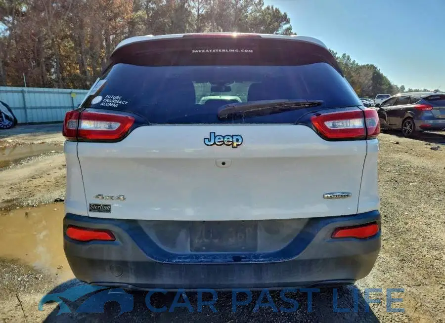 1C4PJMCB1GW221386# 6