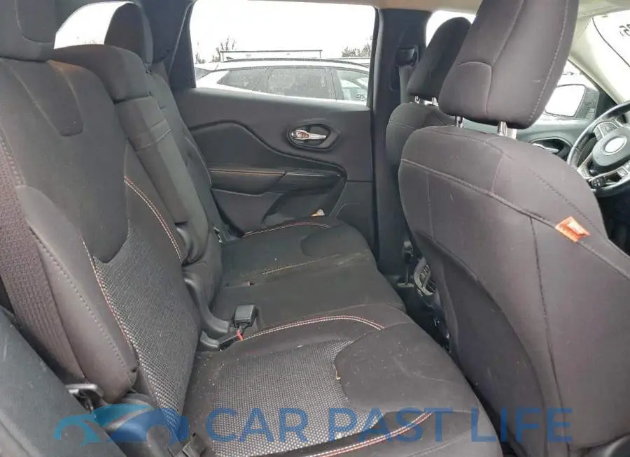 1C4PJMCB8GW301283# 10