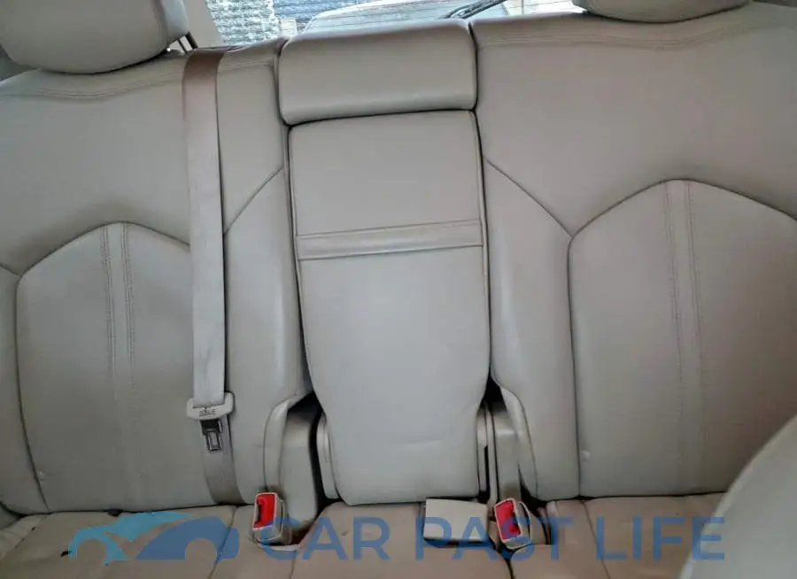 3GYFNEE3XGS507173# 10