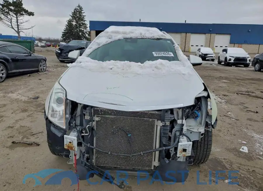 3GYFNEE3XGS507173# 5