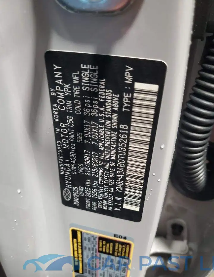 KM8HA3AB0TU352618# 13