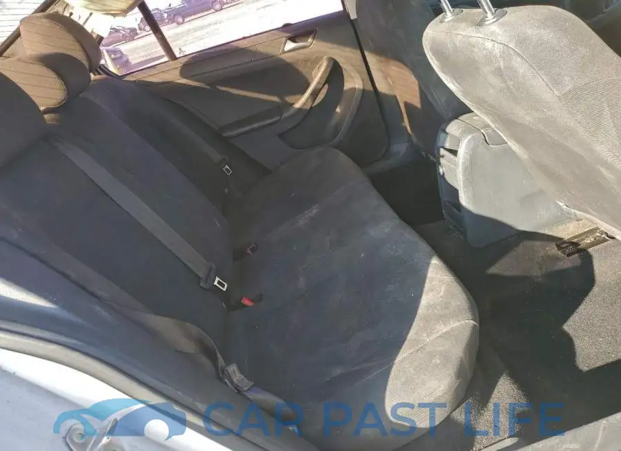 3VW167AJ0GM325609# 10