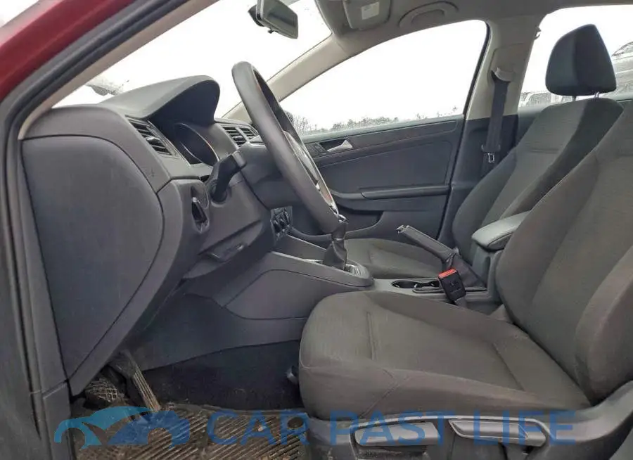 3VW167AJ2GM303417# 7
