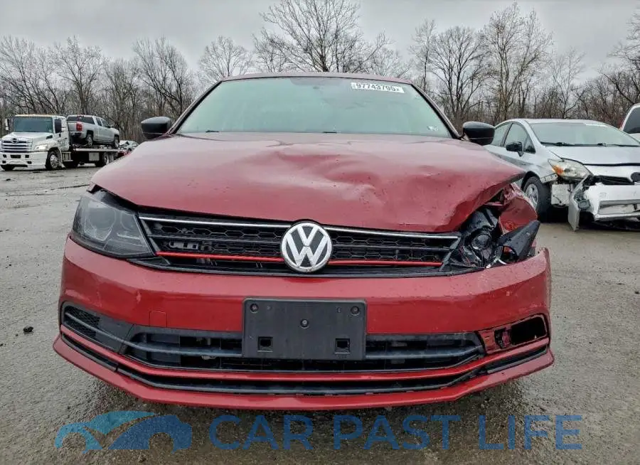 3VW167AJ2GM303417# 5
