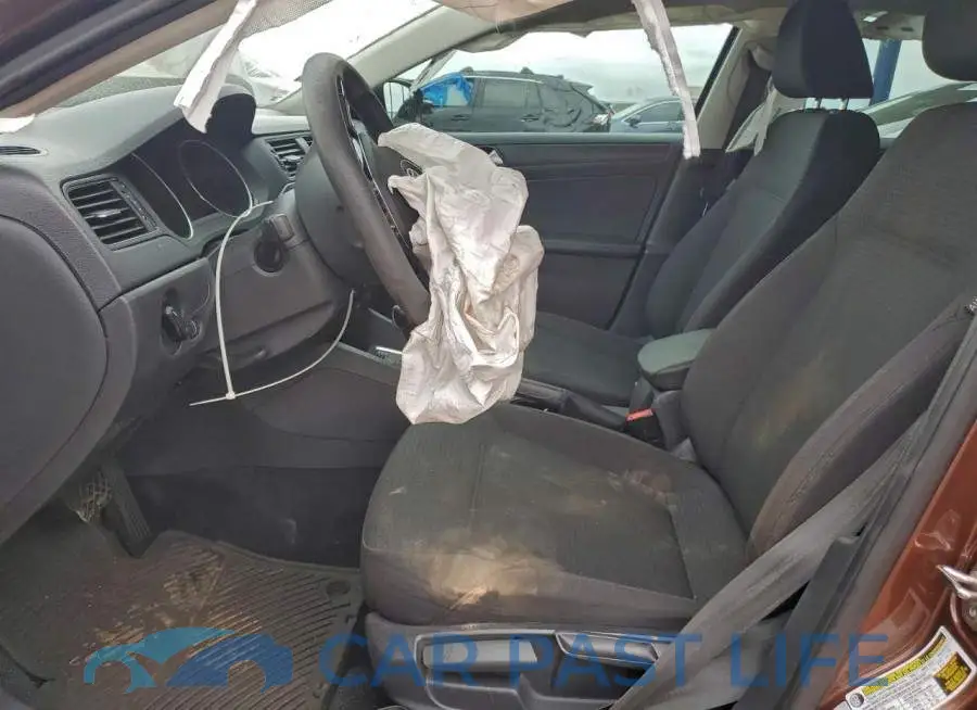 3VW267AJ2GM369325# 7