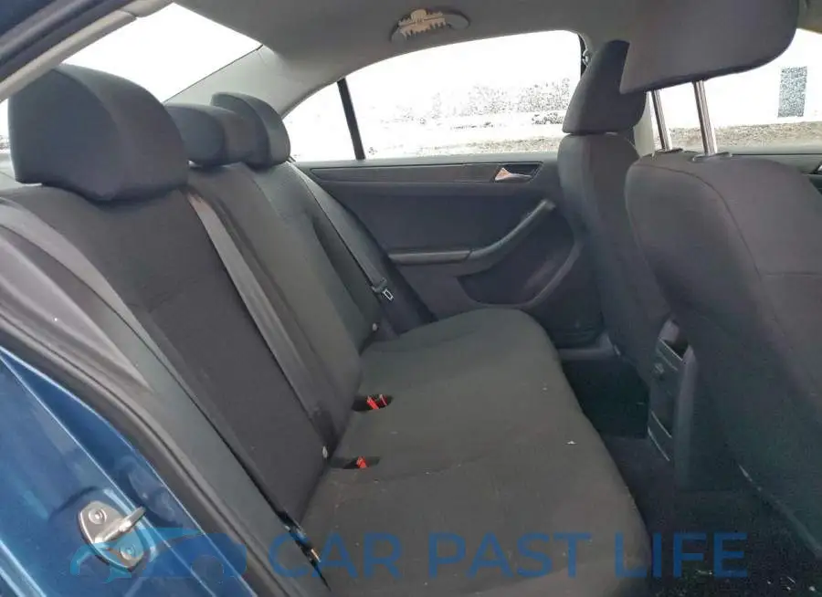 3VW267AJ6GM386189# 10