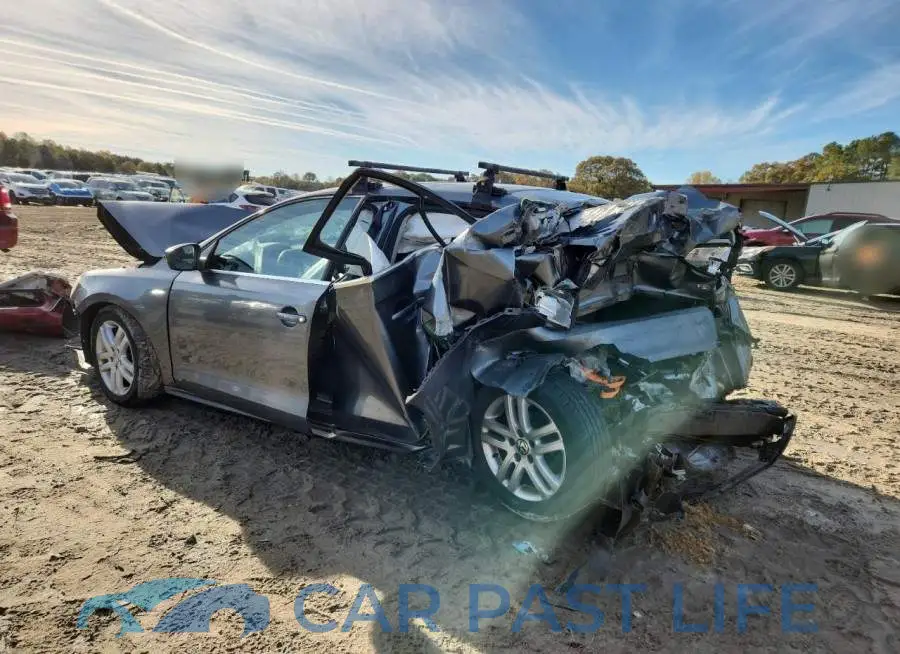 3VW2B7AJ9HM243637# 2