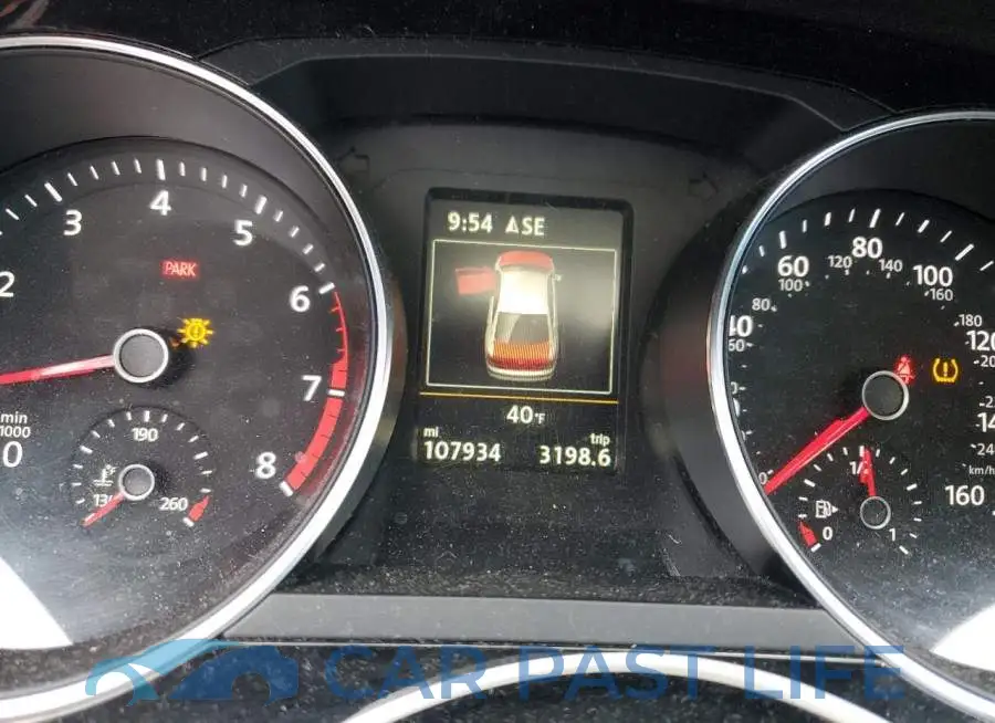 3VW5T7AJ7HM377623# 9