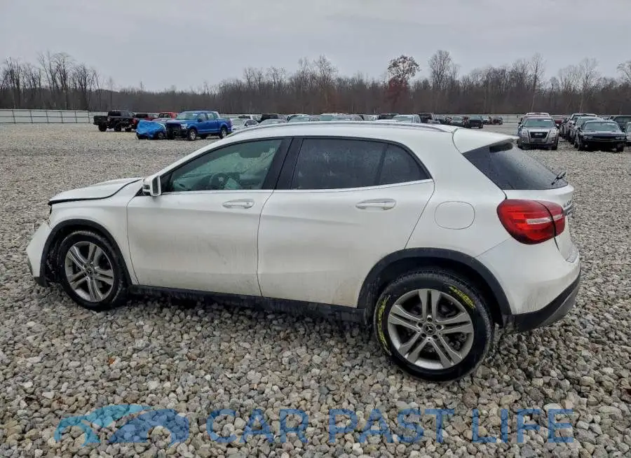 WDCTG4GB5KJ575404# 2