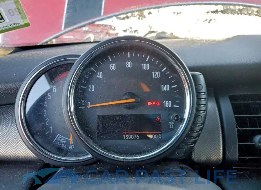 WMWXP5C52GT739813# 9