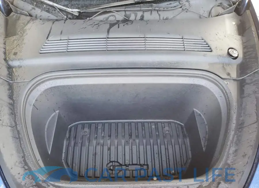 7SAYGDEE5NF480168# 11