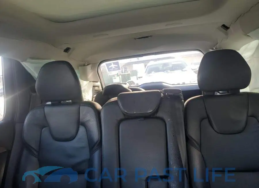 YV4A22PK6M1715878# 10