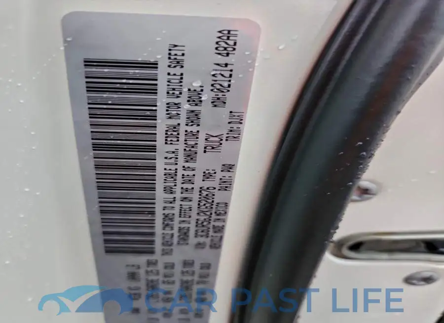 3C6UR5GJ2KG520676# 12