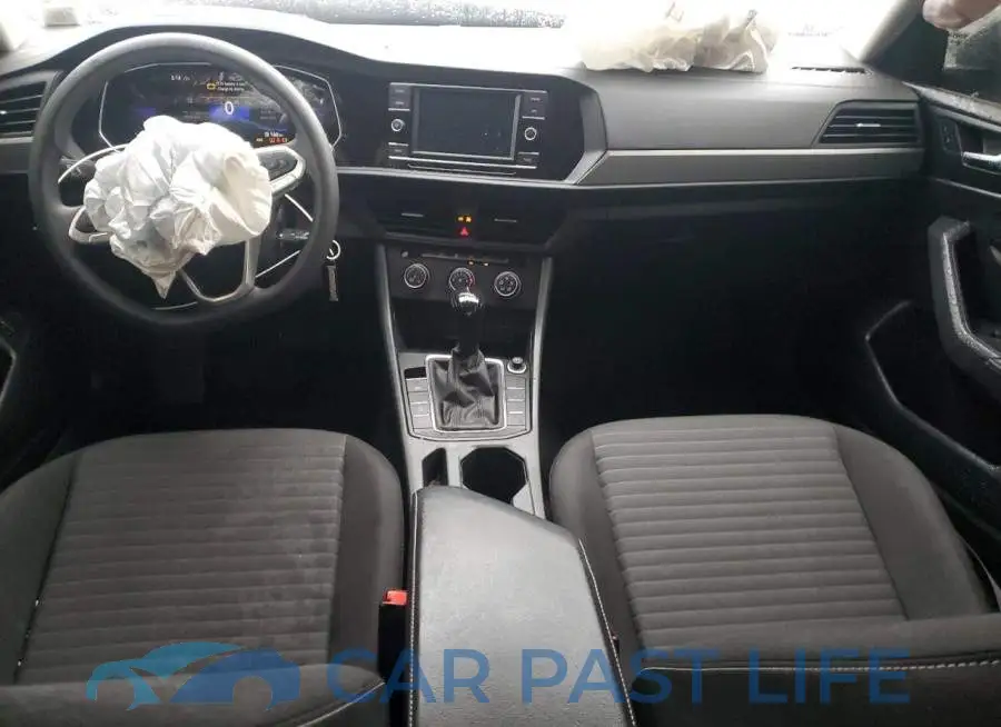 3VW5M7BU1PM021026# 8