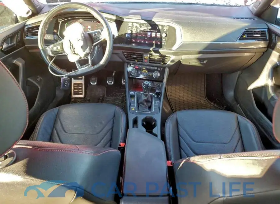 3VW5T7BU8LM076408# 8
