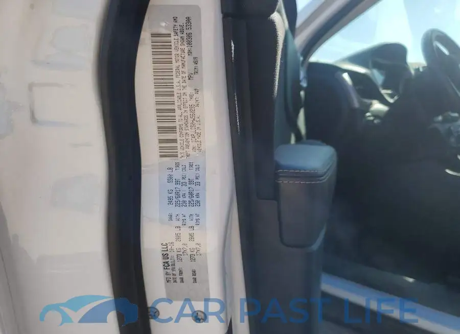 1C4PJLCS0HW560295# 14