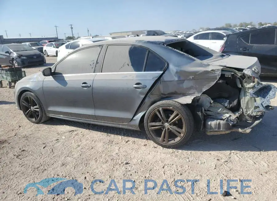 3VW167AJ9HM220715# 2