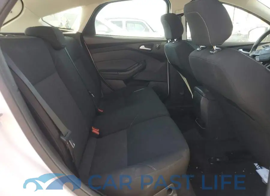 1FADP3M2XJL241130# 10