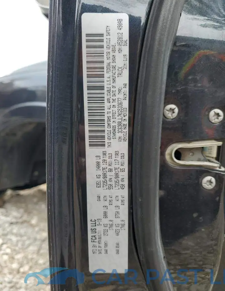 3C63RRJL7KG533677# 13