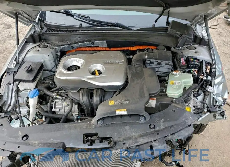 KNAGT4LE3J5021575# 11