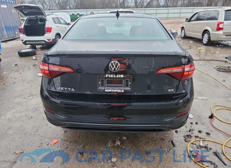 3VW7M7BU1NM021677# 6