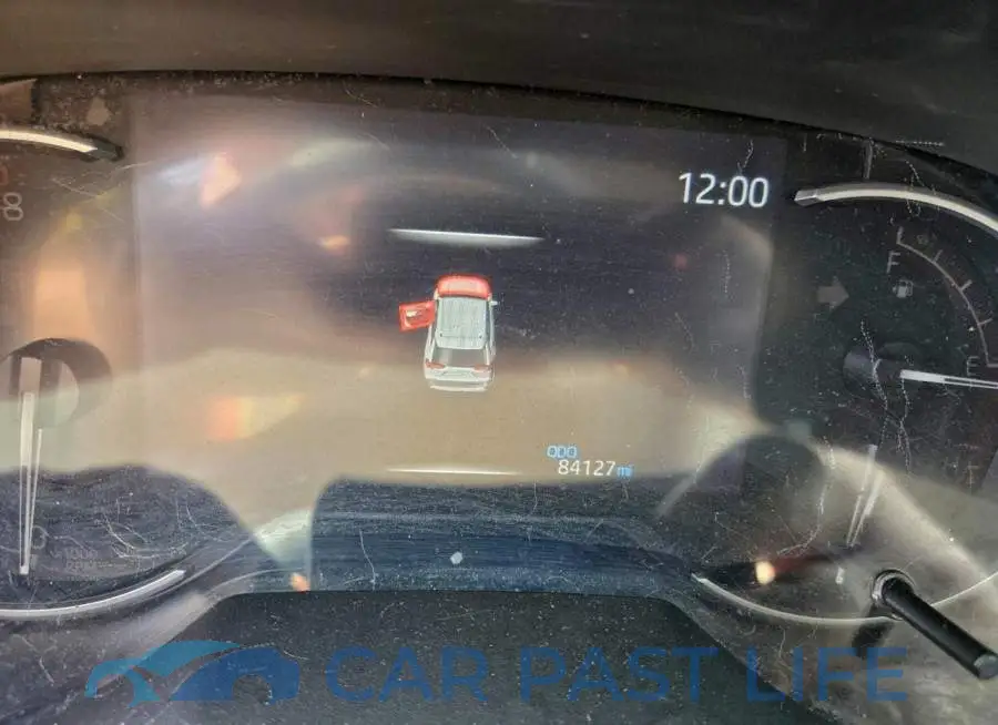 2T3J1RFV4MW179086# 9