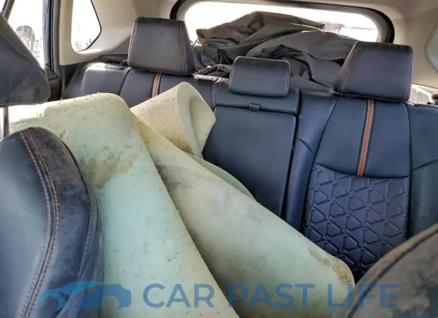 2T3J1RFV4MW179086# 10