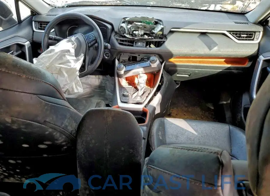 2T3J1RFV4MW179086# 8