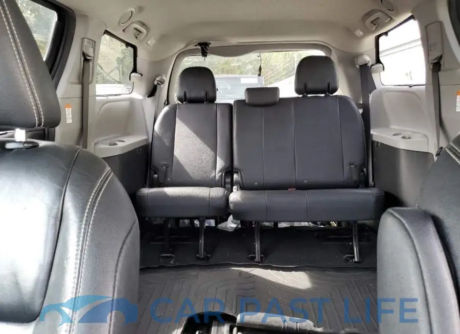 5TDXZ3DC0HS801742# 10