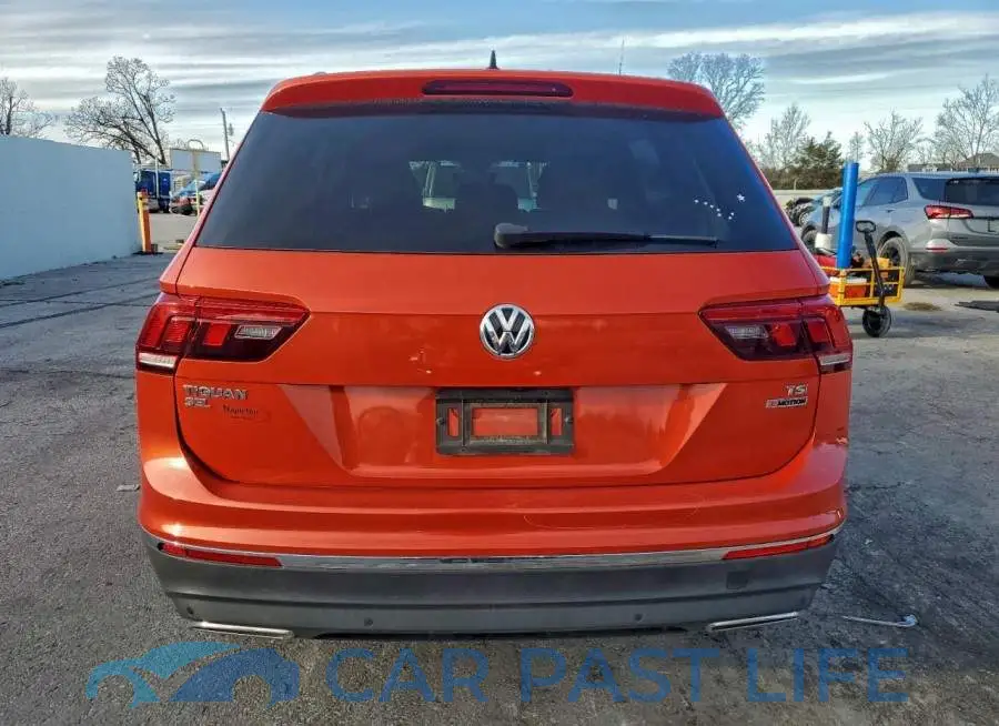 3VV4B7AX3JM188500# 6