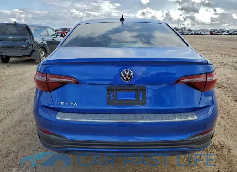 3VW5M7BU3PM052889# 6