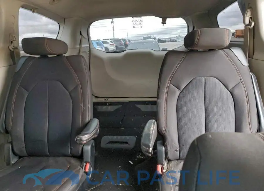 2C4RC1CG5HR522007# 10